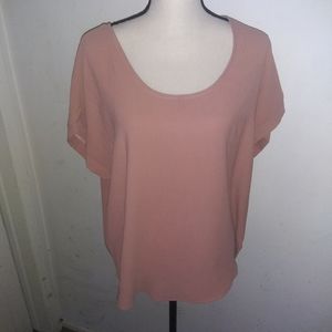 Flowy pink blouse large
